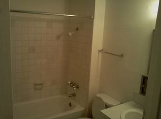 2406 W 10th St APT 35, The Dalles, OR 97058