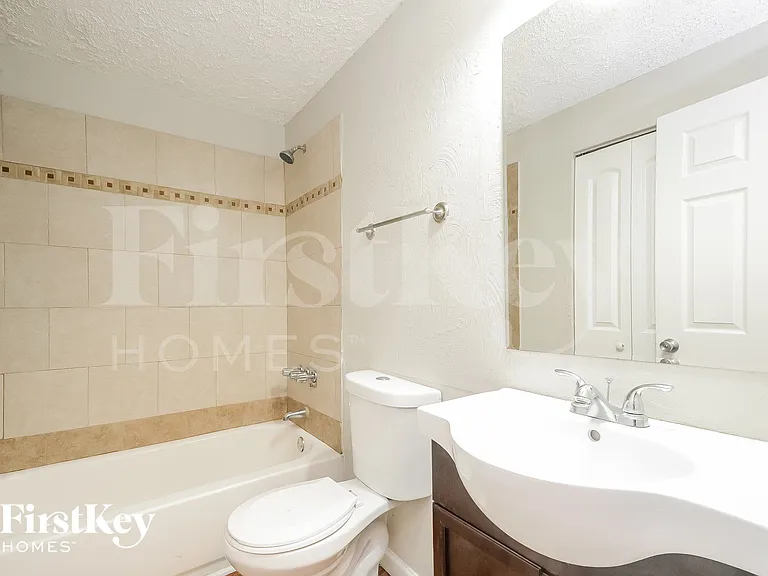 2536 Oak Leaf Ln — Photo 12