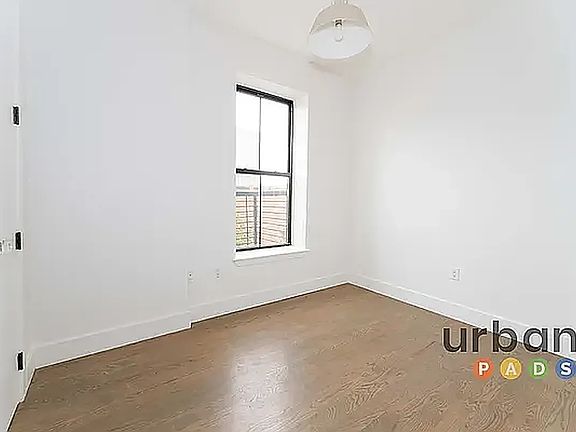 4th image of 835 De Kalb Ave #3C