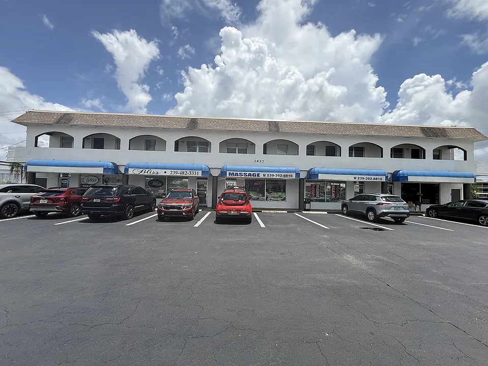 3937 Broadway Ave #4-4-4