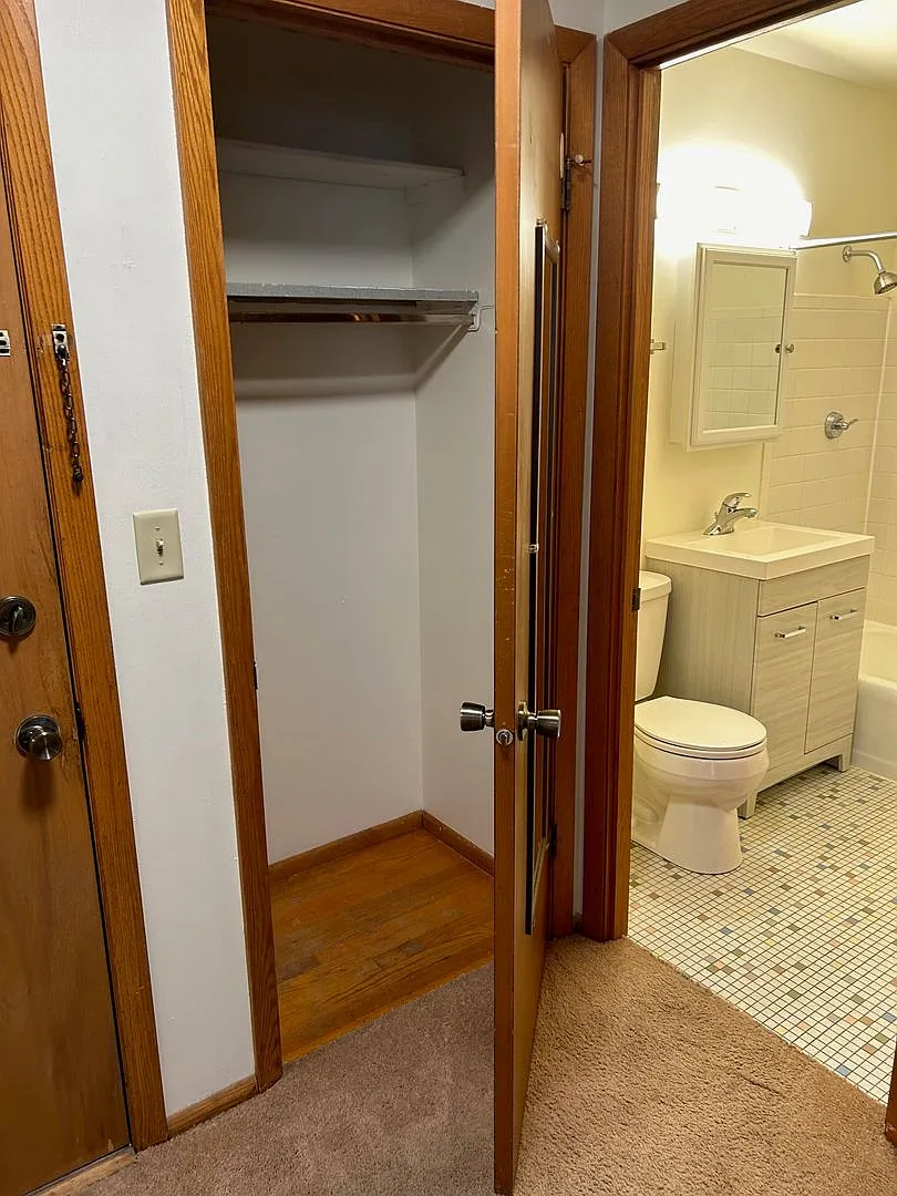 Lakeshore North Apartment Homes - 2748 — Photo 3