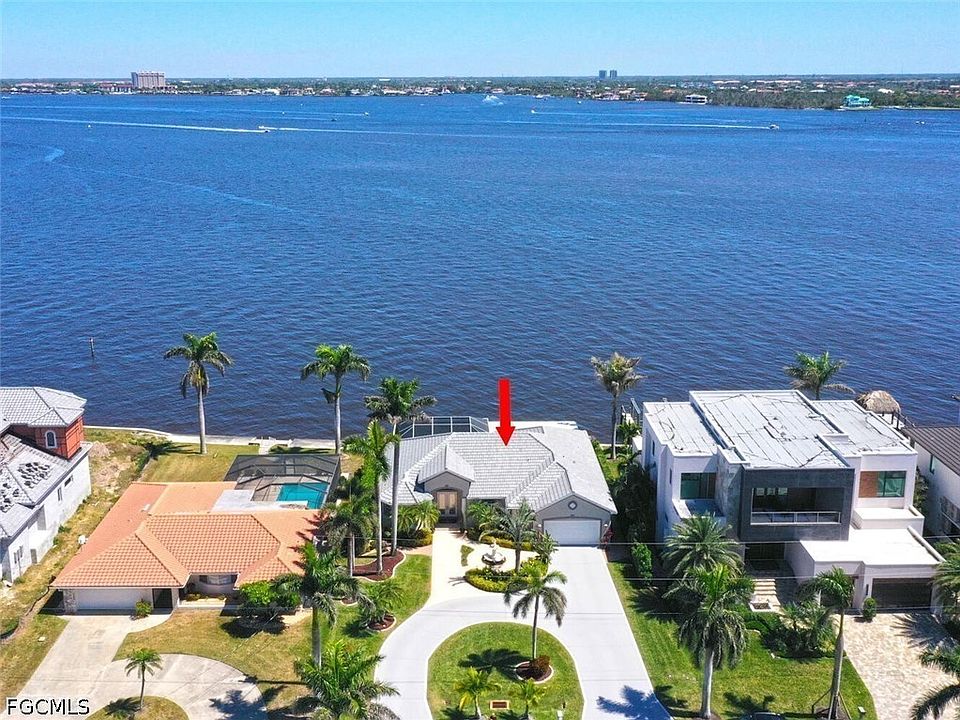 1st image of 5727 Riverside Dr