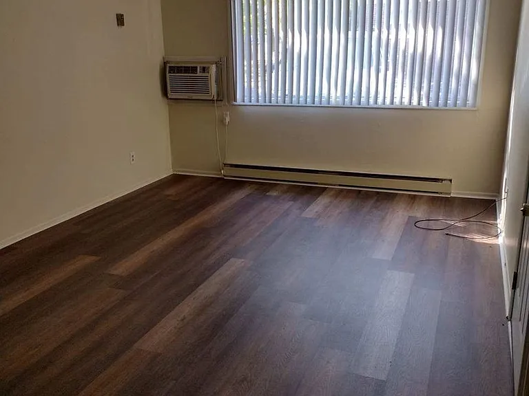 1220 Sanpat Lane — Photo 3