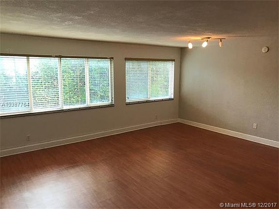 3rd image of 9971 W Bay Harbor Dr APT 106