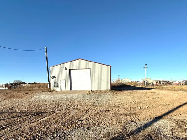 502 W Central Ave, Medicine Lodge, KS 67104