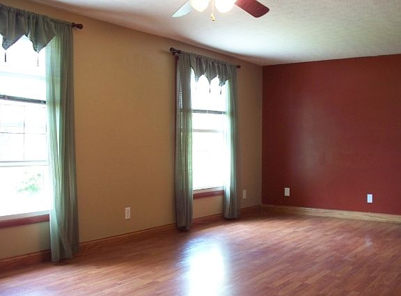 4th image of 5350 Grouse Ct