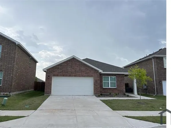 781 Richmond Dr, Lavon, TX 75166