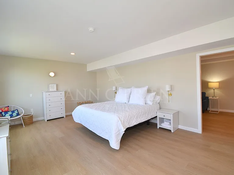 20 Walcott Ave — Photo 16