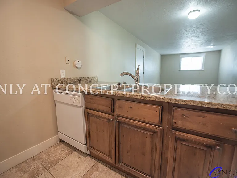 Cottonwood Heights — Photo 22