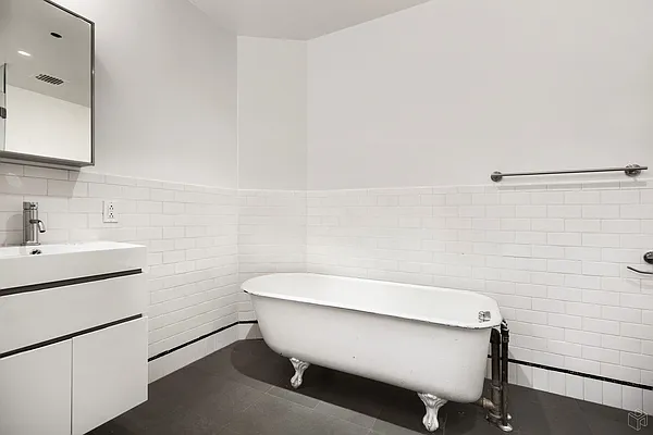 Sold by Halstead Real Estate | media 24