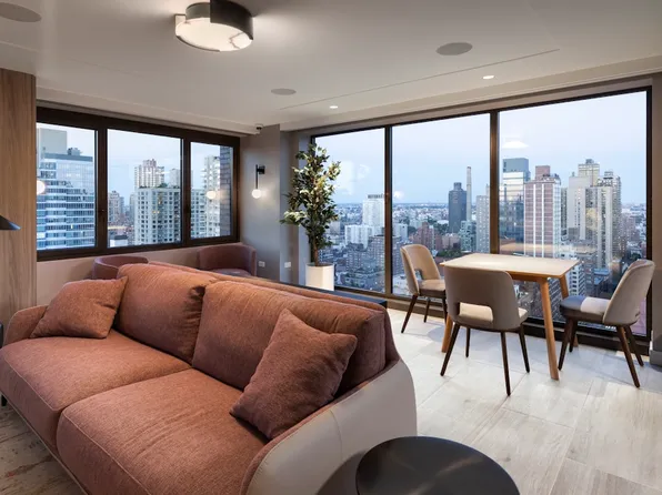 220 East 72nd Street image 21 of 28