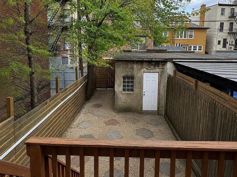 164 Harrison Ave #2 — Photo 30