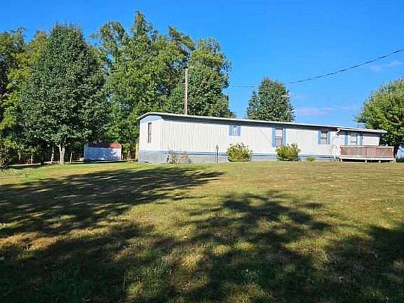 5th image of 221 Phillips Ln