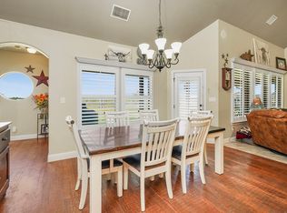 6124 High Meadows Dr, Krum, TX 76249