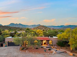 7701 E Knollwood Cir, Tucson, AZ 85750