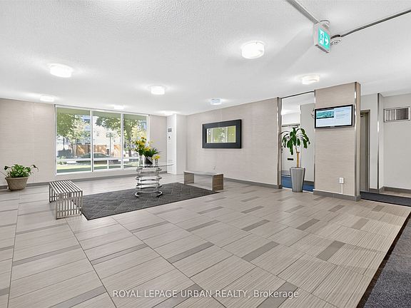 4th image of 1135 Logan Ave #703