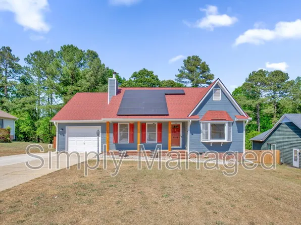 6764 Saint Julian Way, Fayetteville, NC 28314