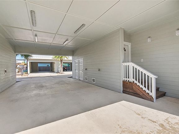 4th image of 1701 S Station St #402