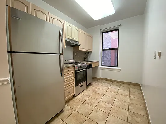 Rented by Bold Marketing | media 6