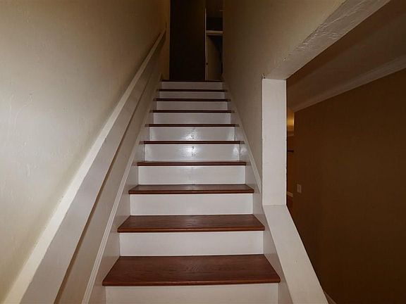 5th image of 3905 SW 26th Ter Unit 3905-C