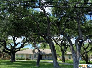 2331 W Highland Ave, Aransas Pass, TX 78336