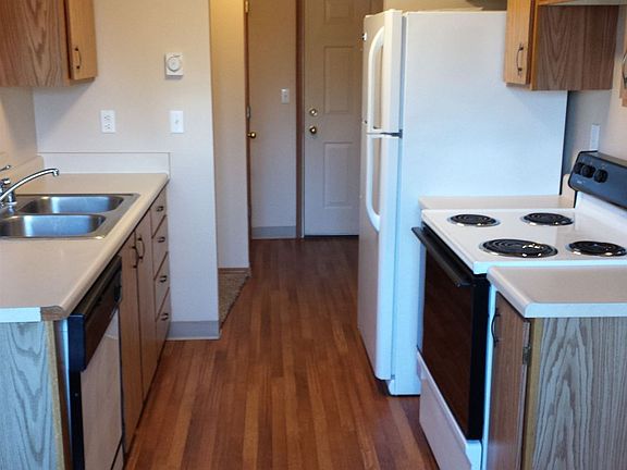 5th image of 1001 S Westcliff Pl #44