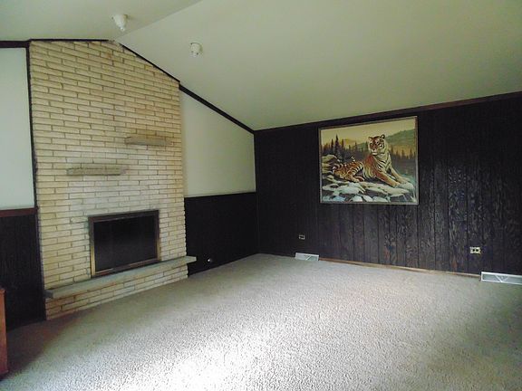 4th image of 13020 W Bramble Ct