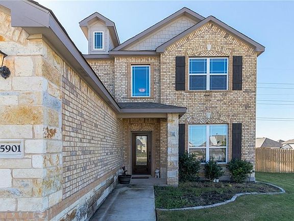 2nd image of 5901 Mantalcino Dr