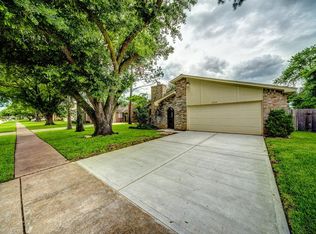 2719 Quarry Hill Rd, Sugar Land, TX 77478