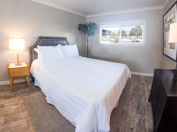5th image of 620 W Gutierrez St #229