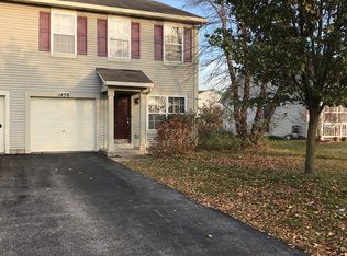 1458 Red Top Ln, Minooka, IL 60447