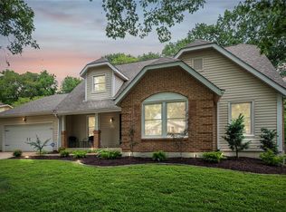 14812 Long Branch Ct, Chesterfield, MO