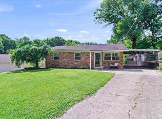 9125 Ford Ln, Mount Vernon, IN 47620