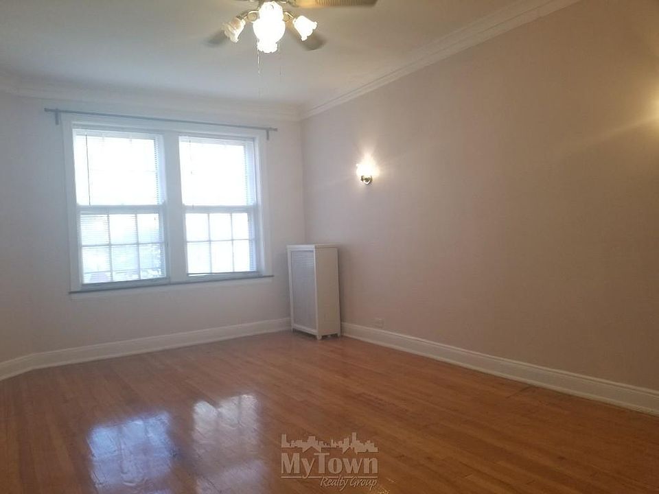 1st image of 2509 W Winnemac Ave #11-3A