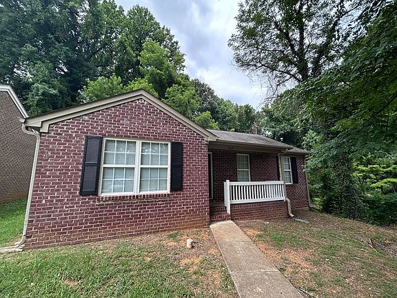 5th image of 1023 N Manor Dr