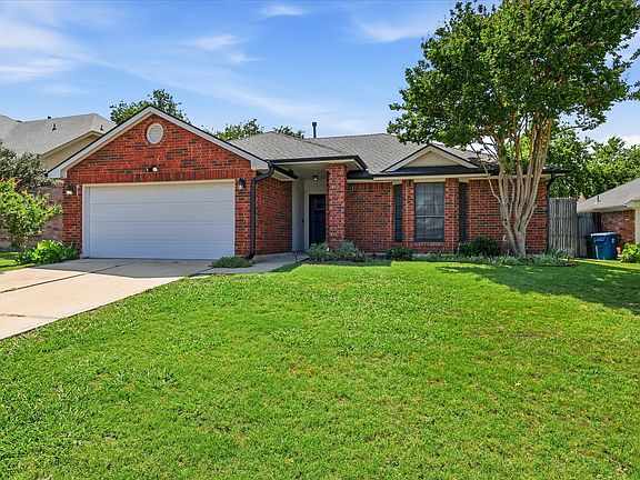 2nd image of 4933 Marcus Dr