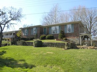 5306 Saint Gabriel Ln, Louisville, KY 40291