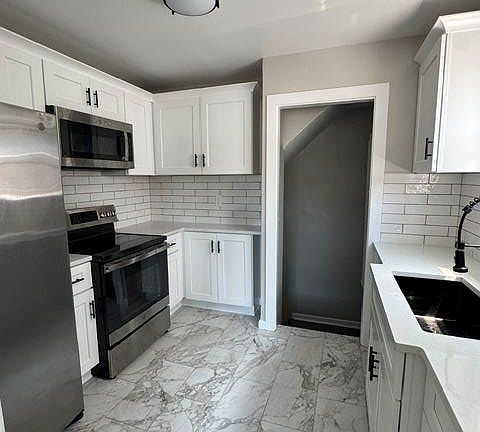 5th image of 10006 Auburn St