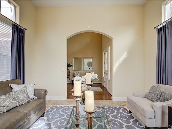 3rd image of 1643 Oak Grove Ln