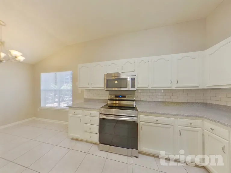 5212 Haybridge Rd — Photo 8