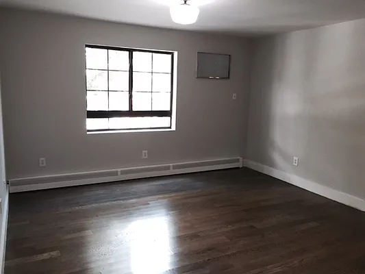 Rented by Premier Metro Realty Corp | media 58