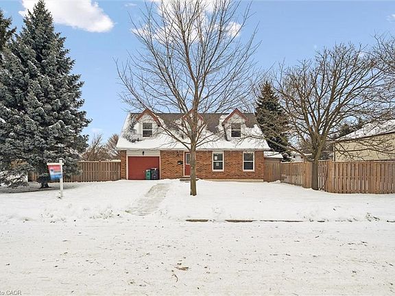 2nd image of 107 Foxridge Dr