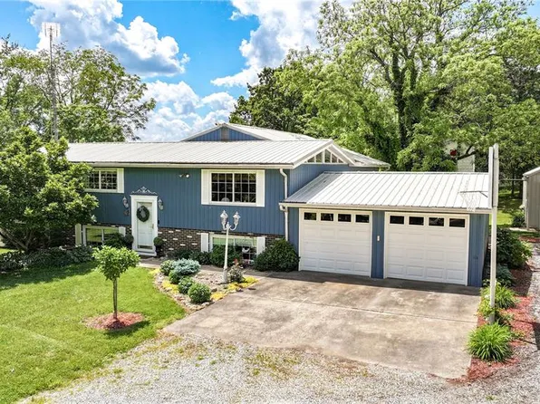 23571 Peppermill Ln, Hettick, IL 62649