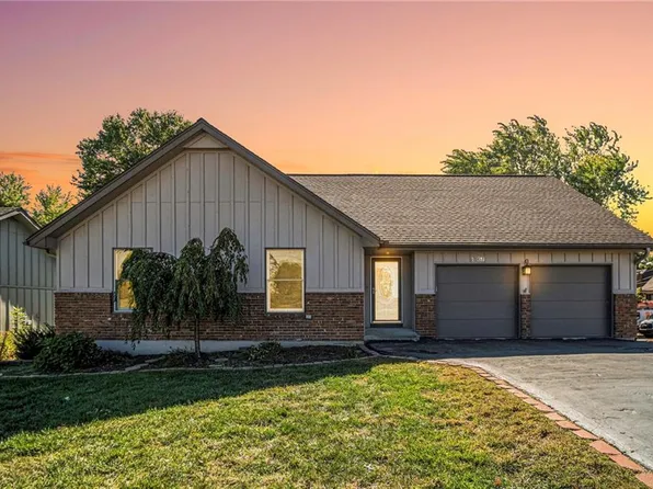 12311 W 99th St, Lenexa, KS 66215