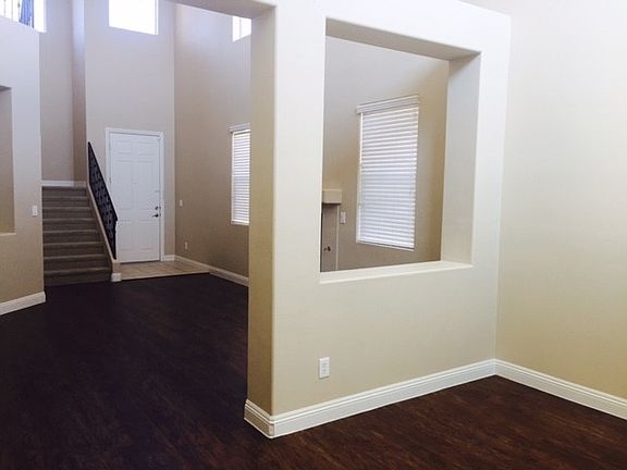 3rd image of 2956 Gables Vale Ct