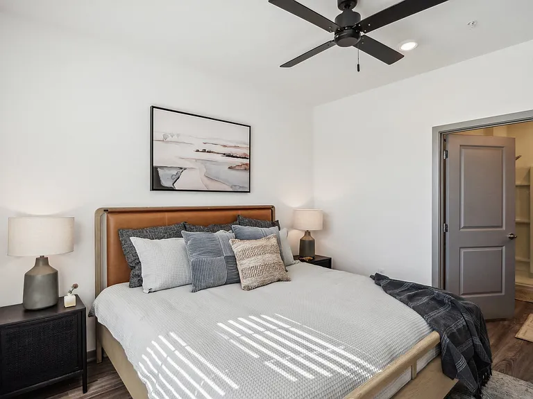 Stella Luxury Apartment Homes — Photo 15