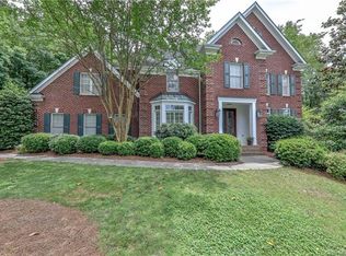 101 Sardis Pointe Rd, Matthews, NC 28105