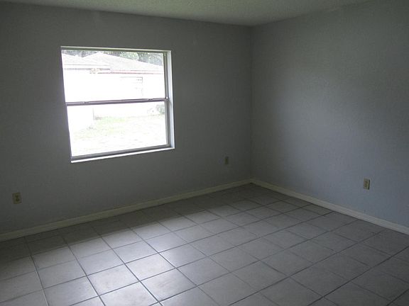 3rd image of 2327 Crystal Park N