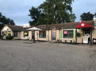 8339 S State Rd, Goodrich, MI 48438