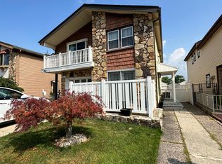 577 Lamoka Ave #1, Staten Island, NY 10312